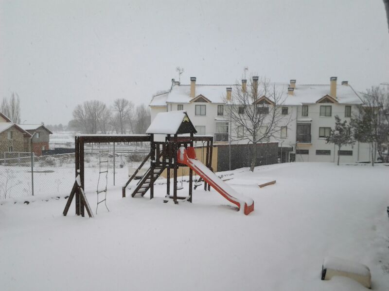 El patio del cole nevado